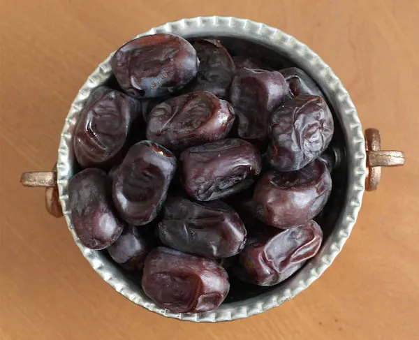 قیمت خرما مضافتی + خرید انواع متنوع انکر